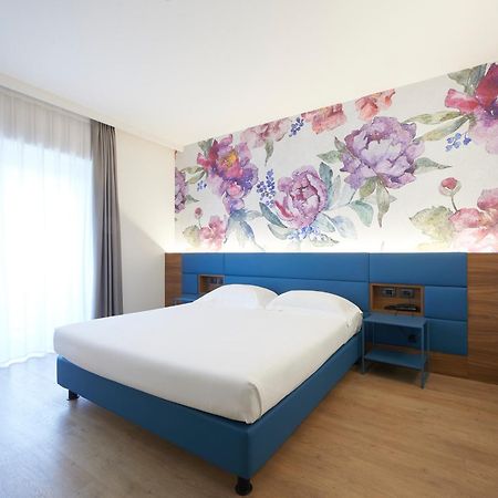 Palace Hotel Zingonia Verdellino Екстериор снимка