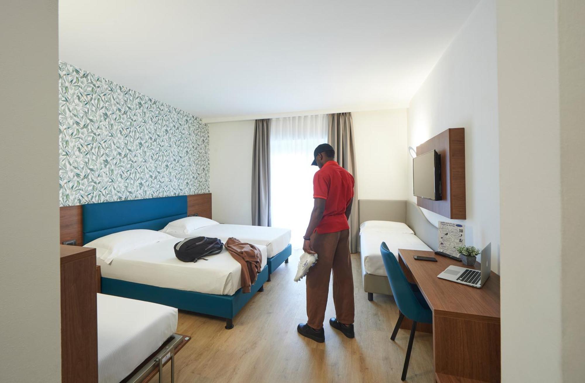 Palace Hotel Zingonia Verdellino Екстериор снимка